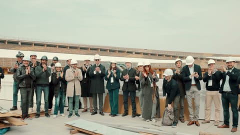 Les équipes réunies sur le chantier